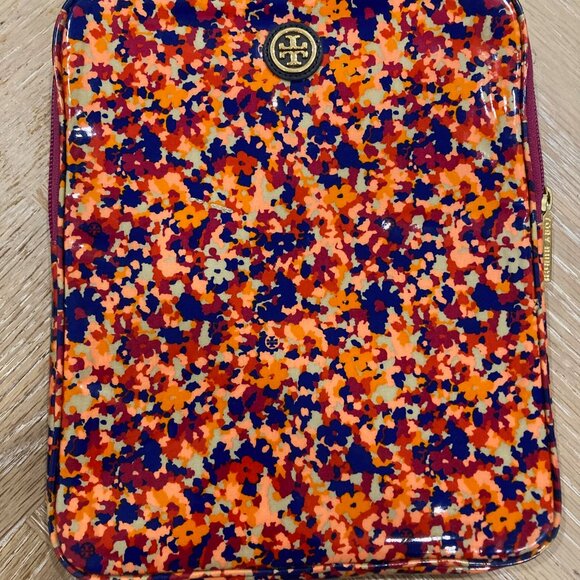 Tory Burch iPad, Kindle, Other Tablet Case Sleeve Pouch 8.5 x 10 inches - Picture 2 of 11